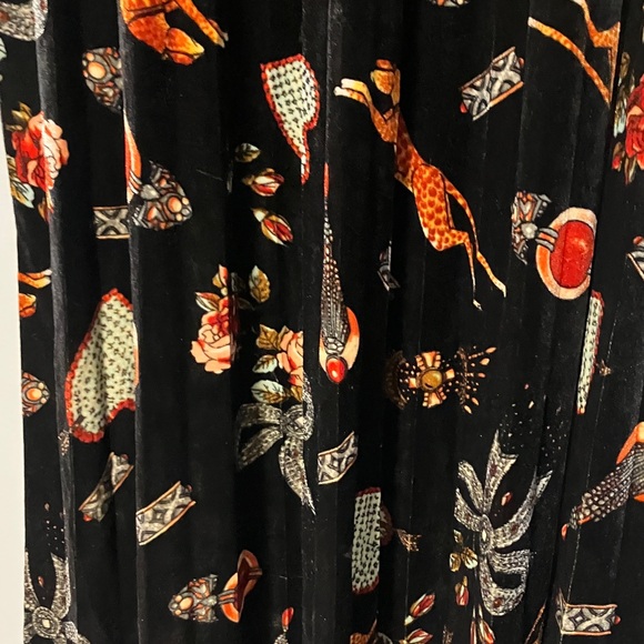 Maeve Anthropologie Montparnasse Black Patterned Velvet Pleated Skirt - Picture 4 of 9